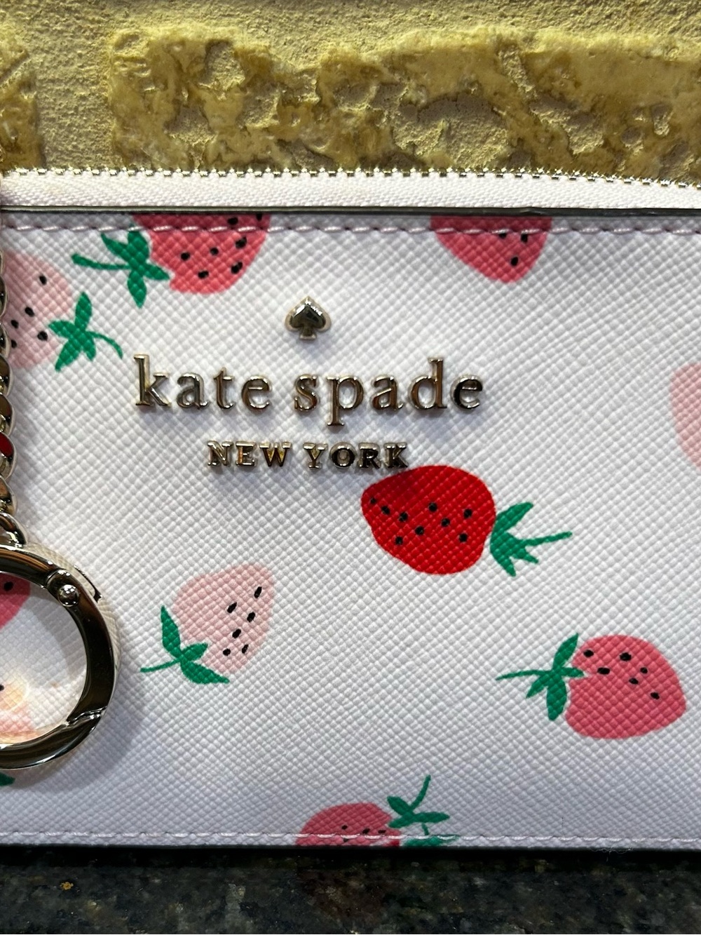 Kate Spade Staci Wild Strawberries Medium L-Zip Card Holder